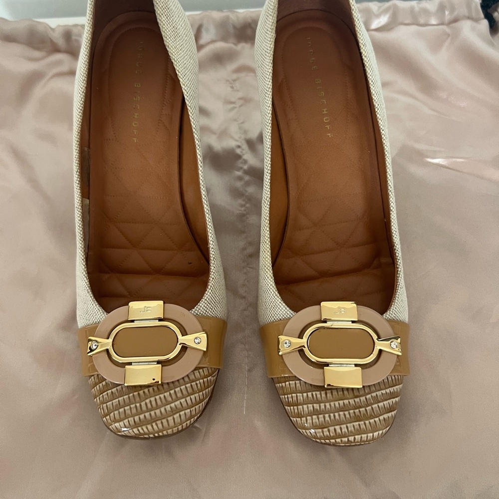 Elegant Designer Tan and Cream Heels